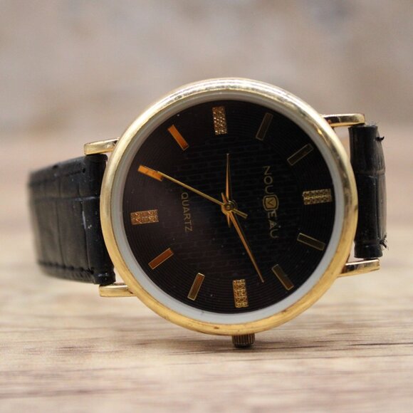 Vintage Noveau Watch Men Gold Tone Stainless Steel Classic Black Quartz Dial 90s - Picture 5 of 8
